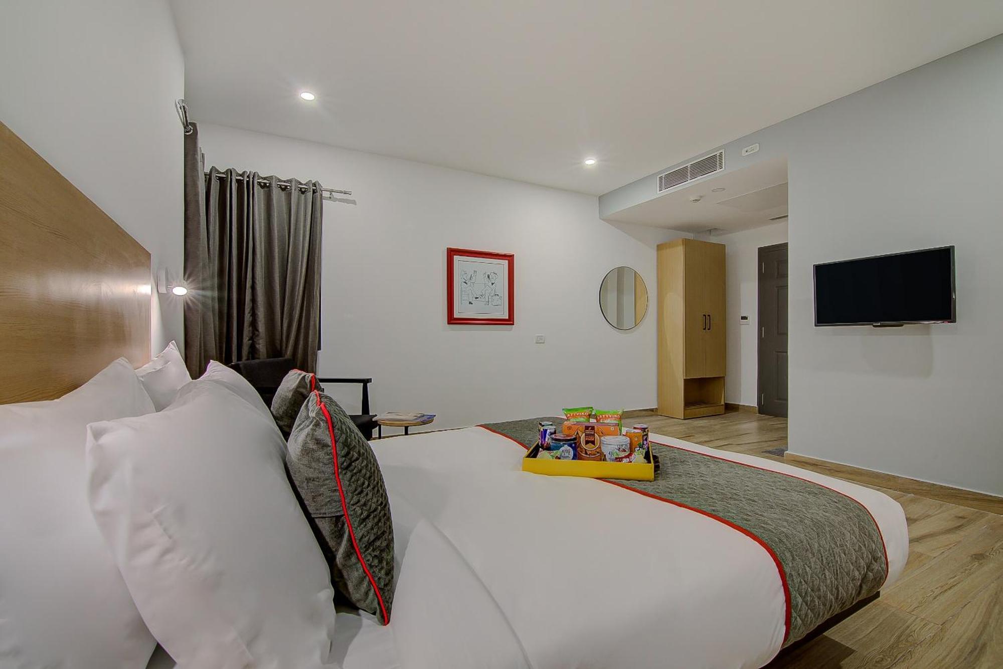 Townhouse Global Wings Hotels Near Sri Amruth Chithra Mandira Bangalore Exterior foto